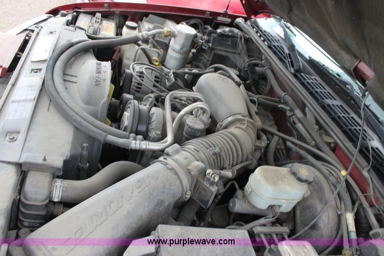 image for item D5439 2004 Chevrolet S-10 pickup truck