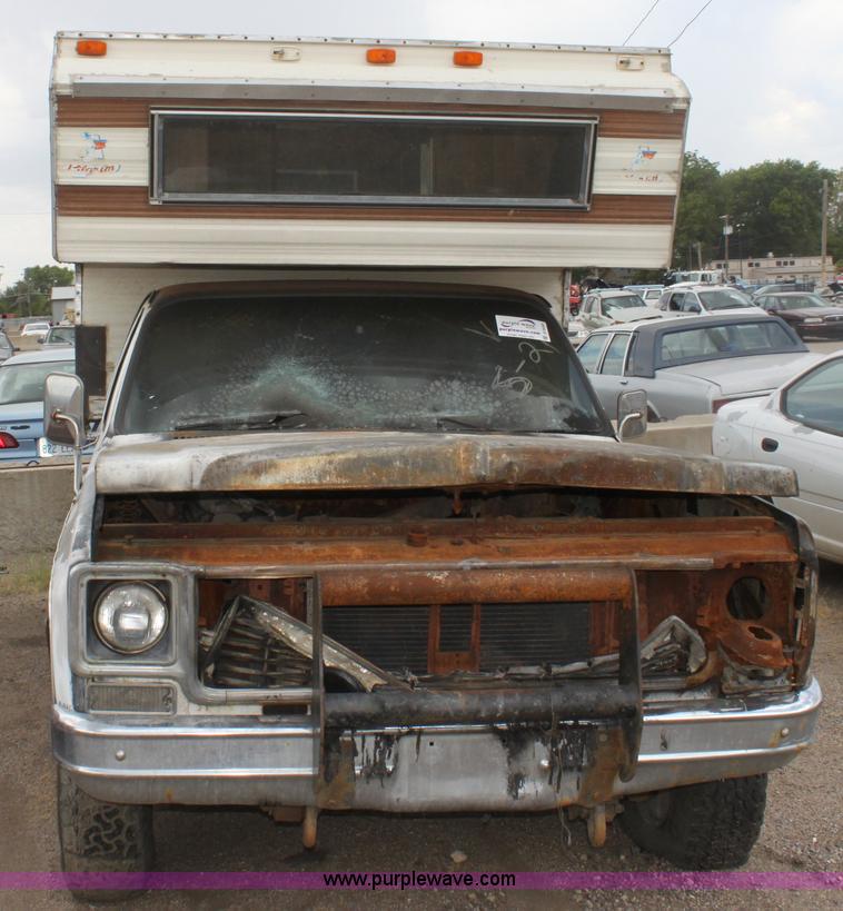 image for item D5440 1977 Chevrolet Scottsdale 20 pickup truck