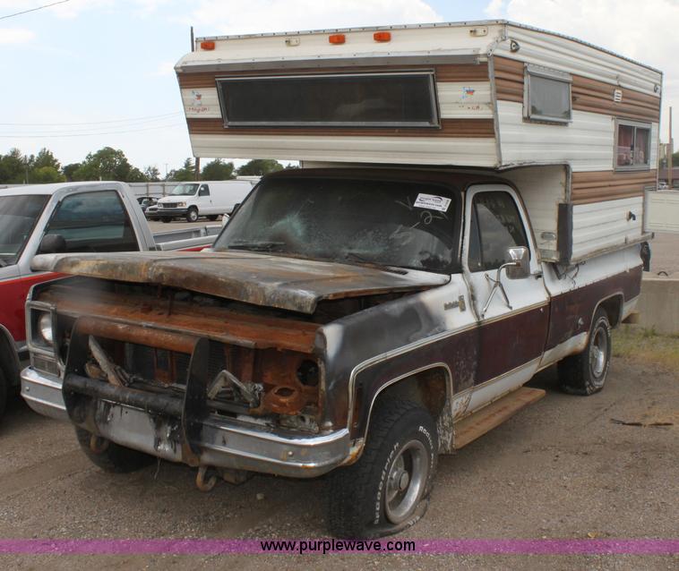 image for item D5440 1977 Chevrolet Scottsdale 20 pickup truck