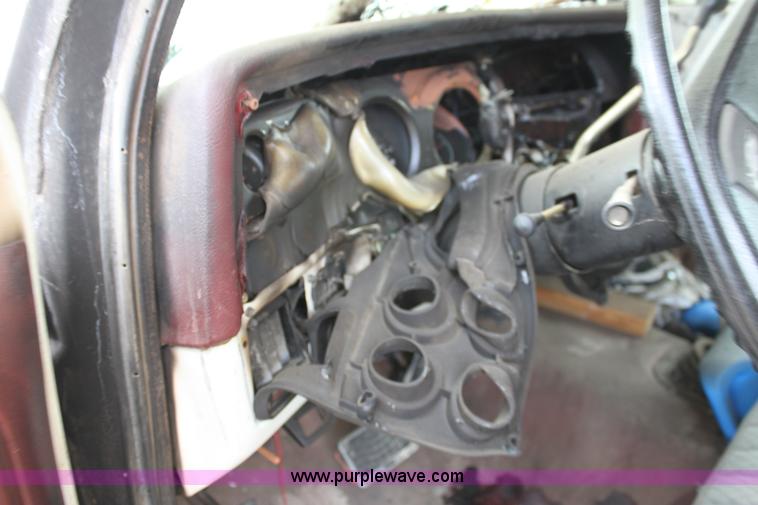 image for item D5440 1977 Chevrolet Scottsdale 20 pickup truck