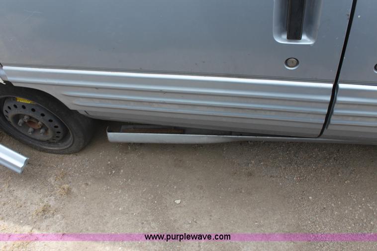 image for item D5444 1995 Pontiac Transport SE