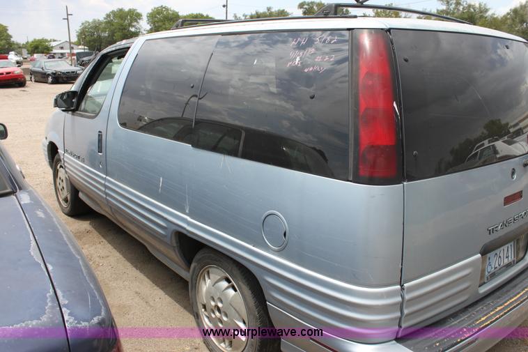 image for item D5444 1995 Pontiac Transport SE