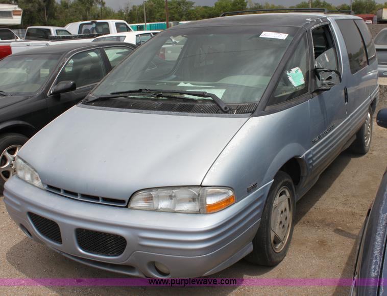 image for item D5444 1995 Pontiac Transport SE