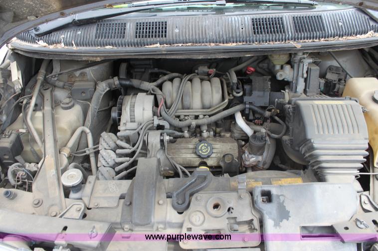 image for item D5444 1995 Pontiac Transport SE