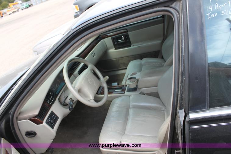 image for item D5445 1995 Cadillac Seville SLS