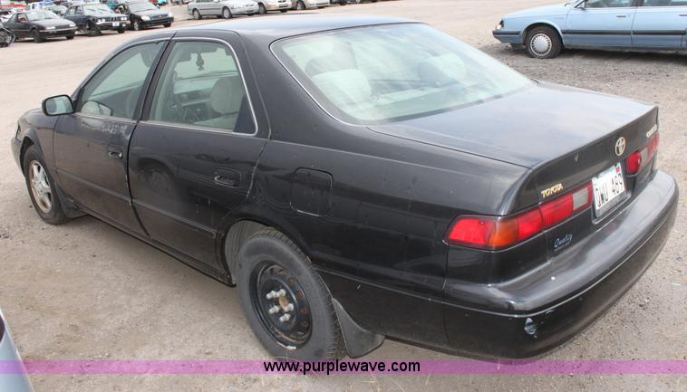 image for item D5446 1998 Toyota Camry LE