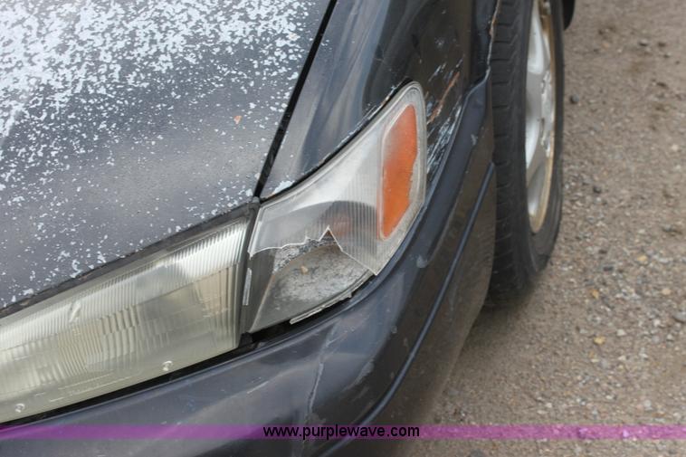 image for item D5446 1998 Toyota Camry LE