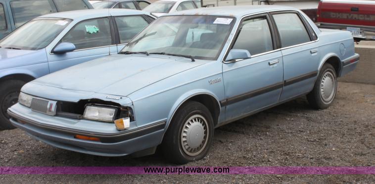 image for item D5447 1990 Oldsmobile Cutlass Ciera