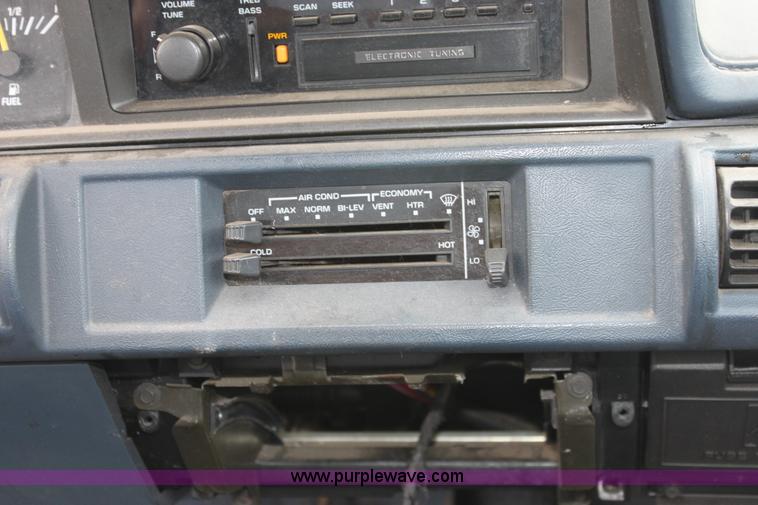 image for item D5447 1990 Oldsmobile Cutlass Ciera