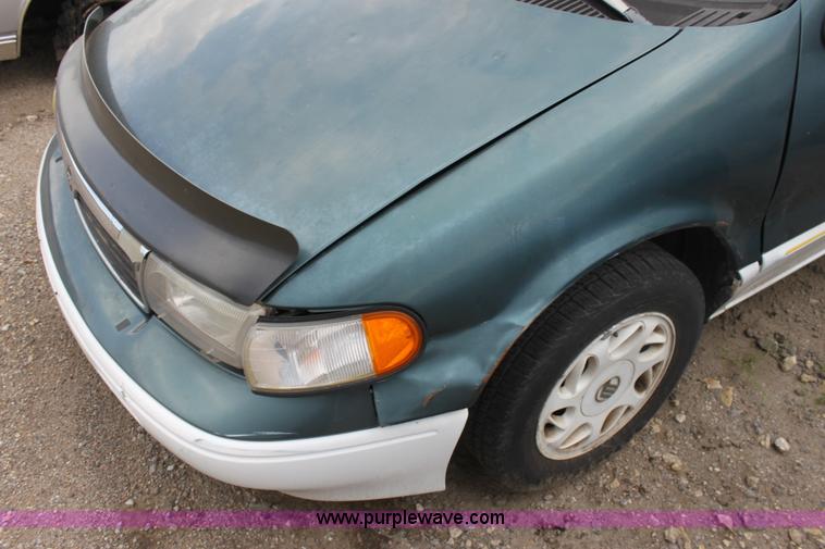 image for item D5448 1996 Mercury Villager LS mini van