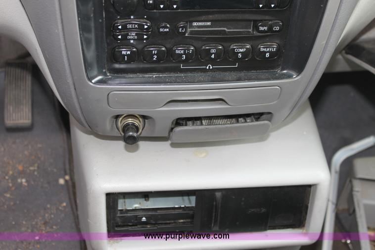 image for item D5448 1996 Mercury Villager LS mini van