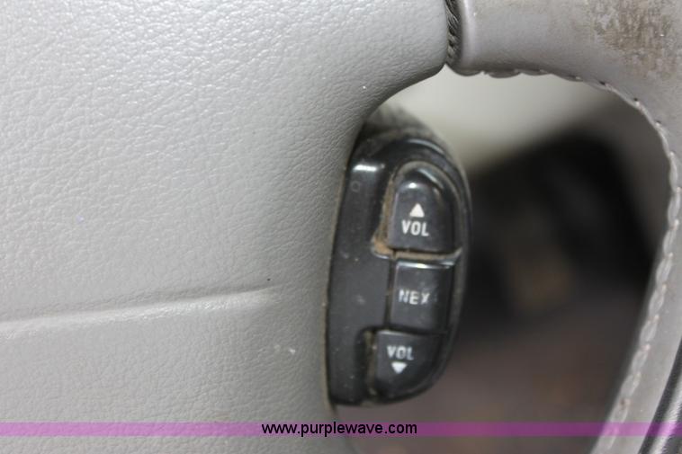 image for item D5448 1996 Mercury Villager LS mini van