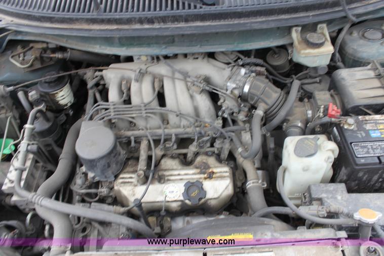 image for item D5448 1996 Mercury Villager LS mini van