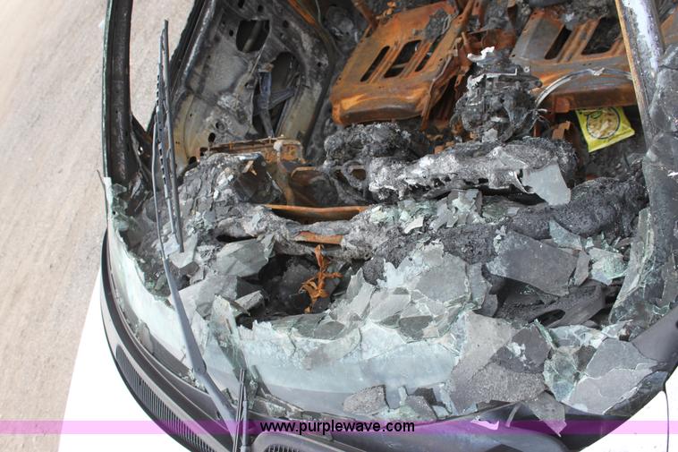 image for item D5452 2005 Dodge Stratus SXT