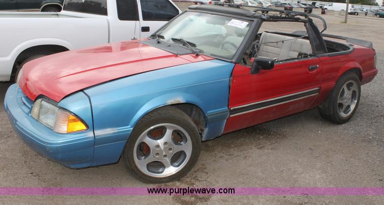 image for item D5453 1992 Ford Mustang LX