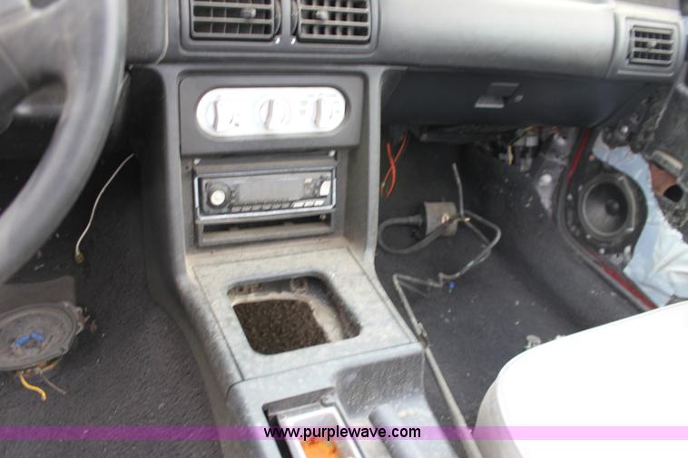 image for item D5453 1992 Ford Mustang LX