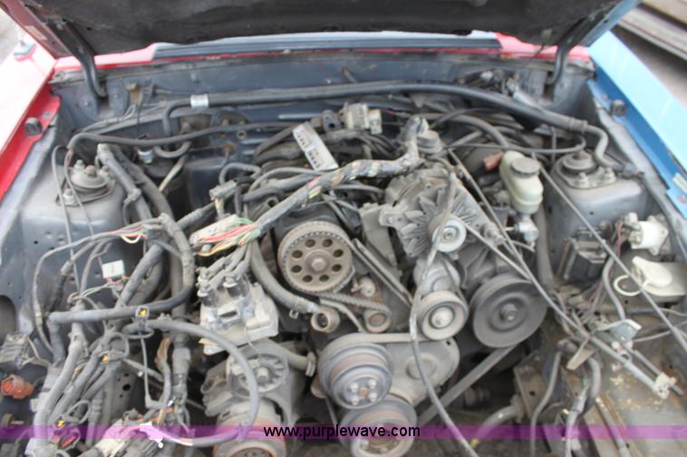 image for item D5453 1992 Ford Mustang LX
