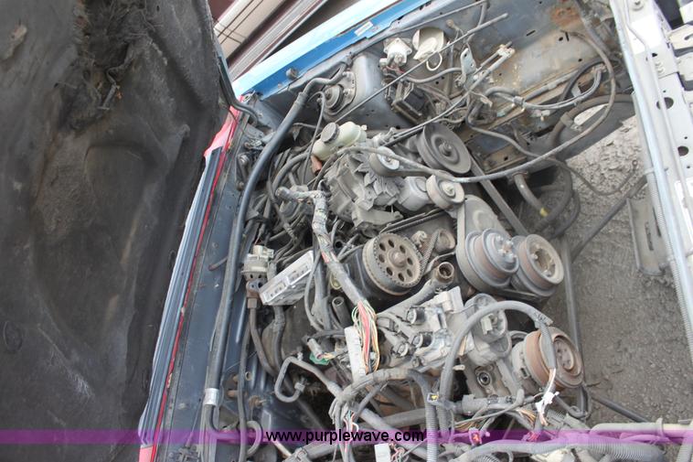 image for item D5453 1992 Ford Mustang LX