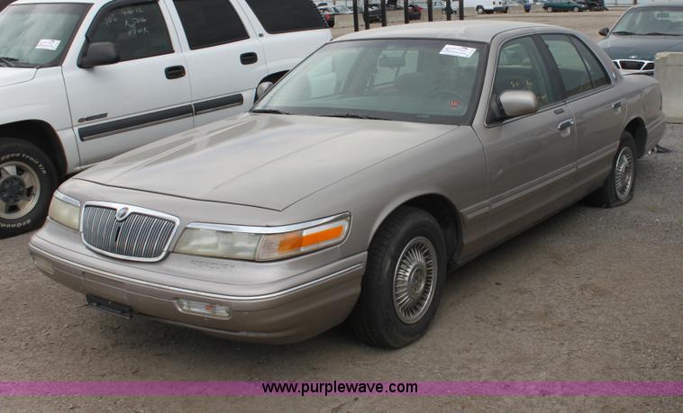 image for item D5454 1995 Mercury Grand Marquis GS