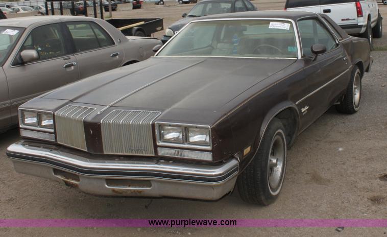 image for item D5455 1977 Oldsmobile Cutlass Supreme