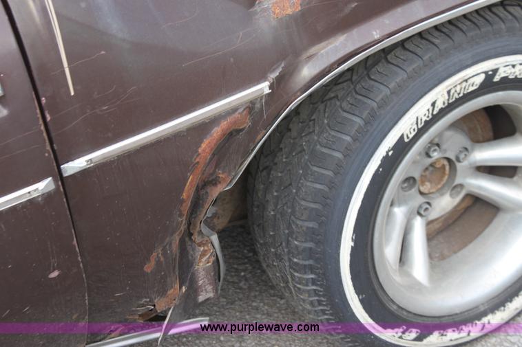 image for item D5455 1977 Oldsmobile Cutlass Supreme