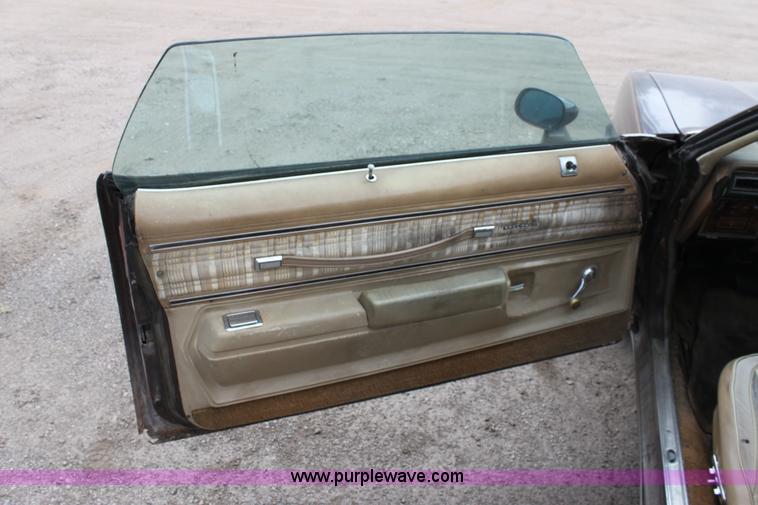 image for item D5455 1977 Oldsmobile Cutlass Supreme