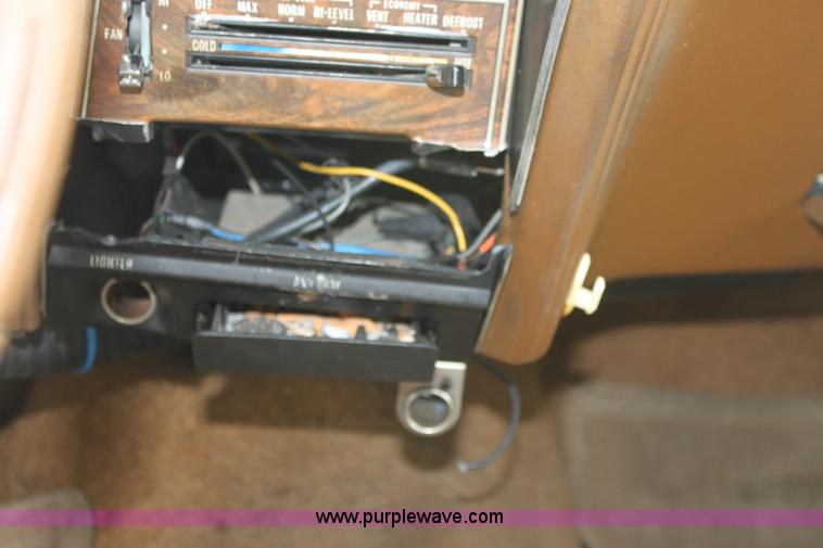 image for item D5455 1977 Oldsmobile Cutlass Supreme