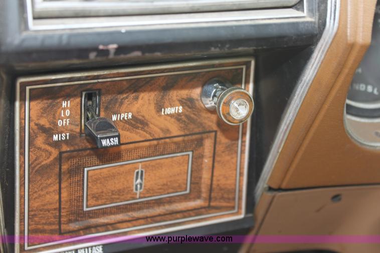 image for item D5455 1977 Oldsmobile Cutlass Supreme