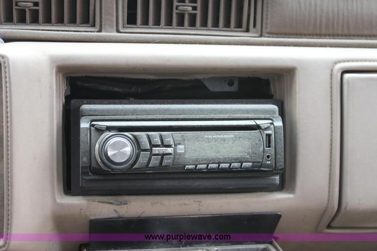 image for item D5456 1989 Cadillac DeVille