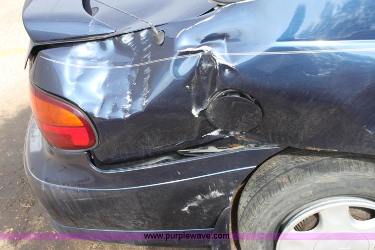 image for item D5458 2000 Chevrolet Malibu LS