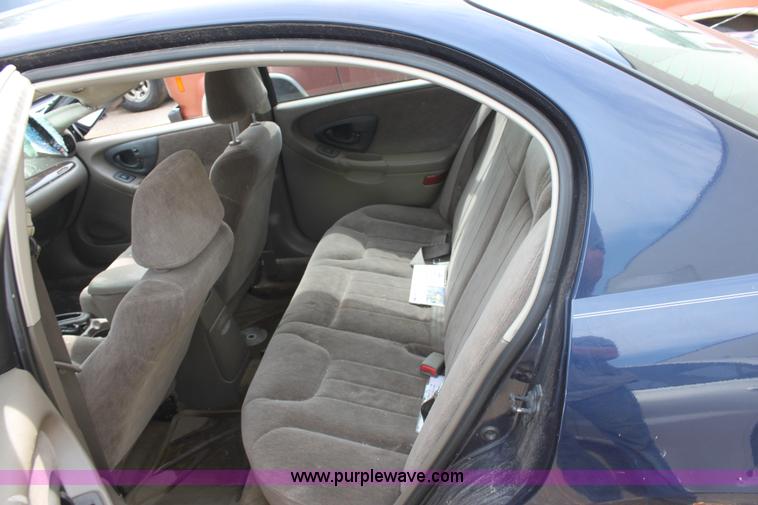 image for item D5458 2000 Chevrolet Malibu LS