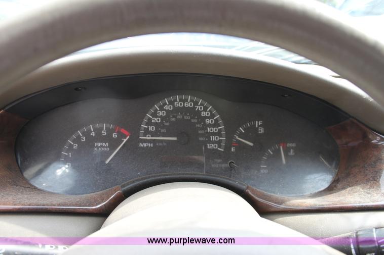 image for item D5458 2000 Chevrolet Malibu LS