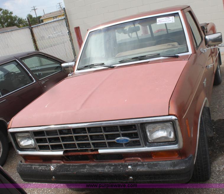 image for item D5459 1984 Ford Ranger XL pickup truck