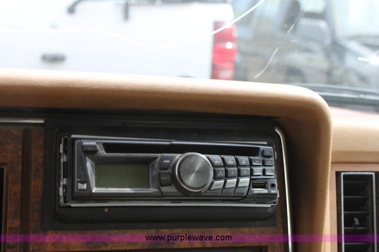 image for item D5459 1984 Ford Ranger XL pickup truck