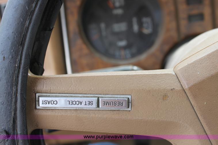 image for item D5459 1984 Ford Ranger XL pickup truck