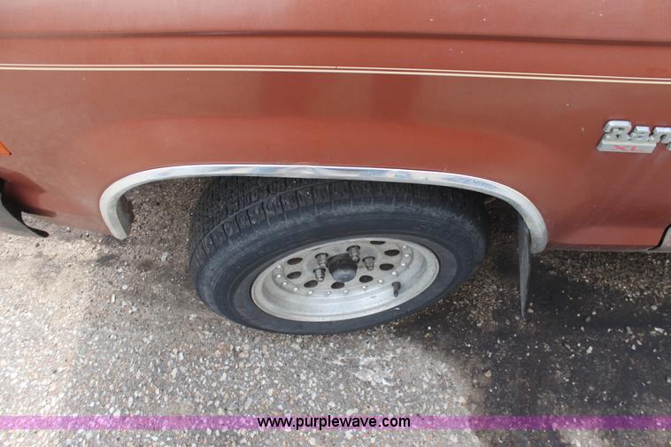 image for item D5459 1984 Ford Ranger XL pickup truck