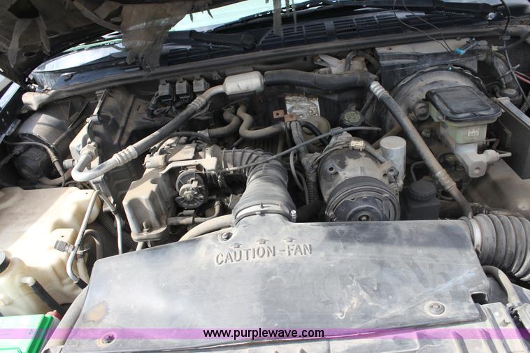 image for item D5461 1994 Chevrolet S-10 LS pickup truck