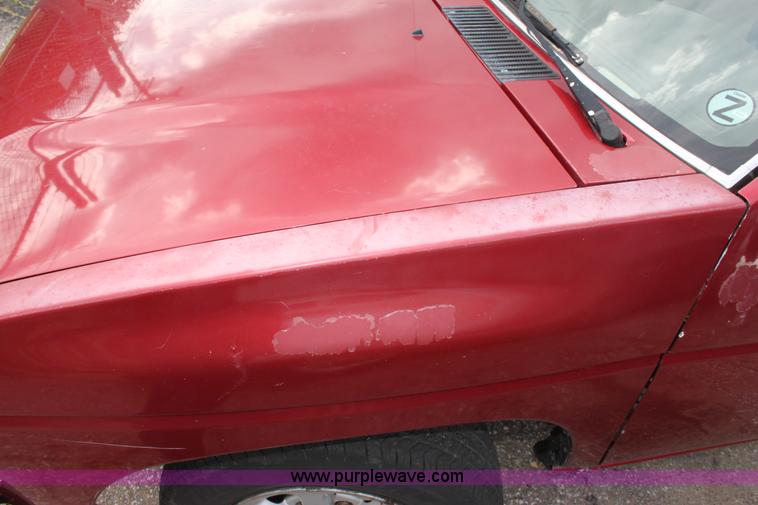 image for item D5463 1996 Nissan XE pickup truck