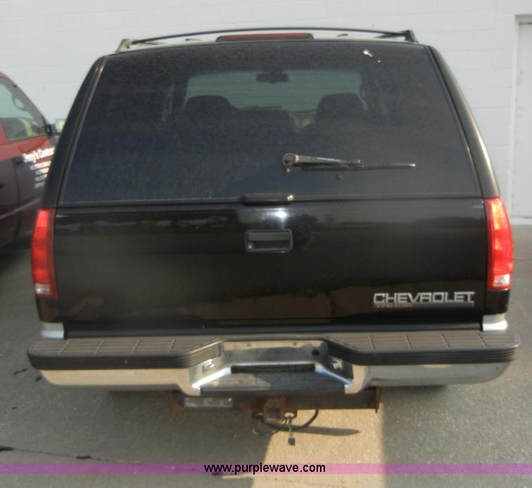 image for item D4219 1996 Chevrolet Tahoe K1500 LT SUV