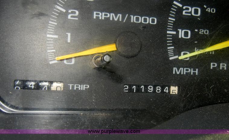 image for item D4219 1996 Chevrolet Tahoe K1500 LT SUV