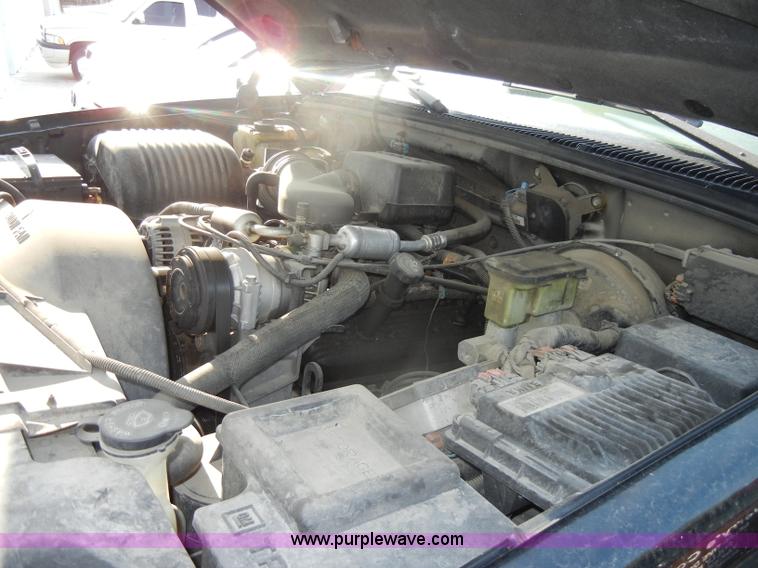 image for item D4219 1996 Chevrolet Tahoe K1500 LT SUV