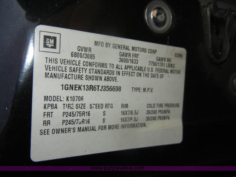 image for item D4219 1996 Chevrolet Tahoe K1500 LT SUV