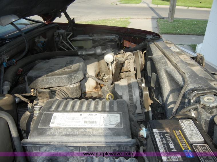 image for item D4231 1998 Chevrolet Silverado C3500 crew cab pickup truck