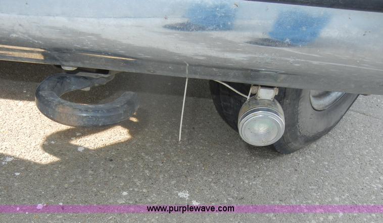 image for item D4231 1998 Chevrolet Silverado C3500 crew cab pickup truck