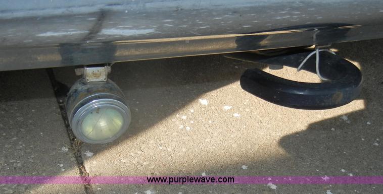 image for item D4231 1998 Chevrolet Silverado C3500 crew cab pickup truck