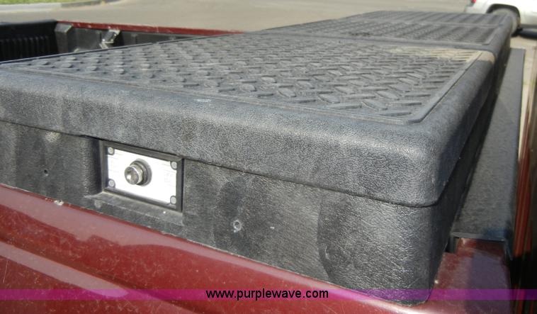 image for item D4231 1998 Chevrolet Silverado C3500 crew cab pickup truck