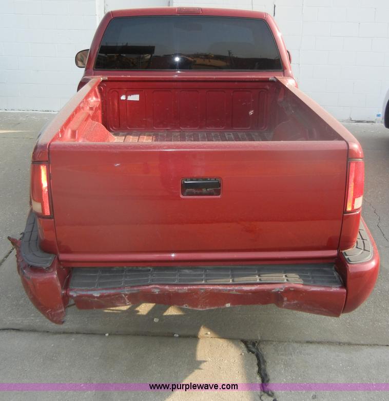 image for item D4232 1997 Chevrolet S10 LS pickup truck