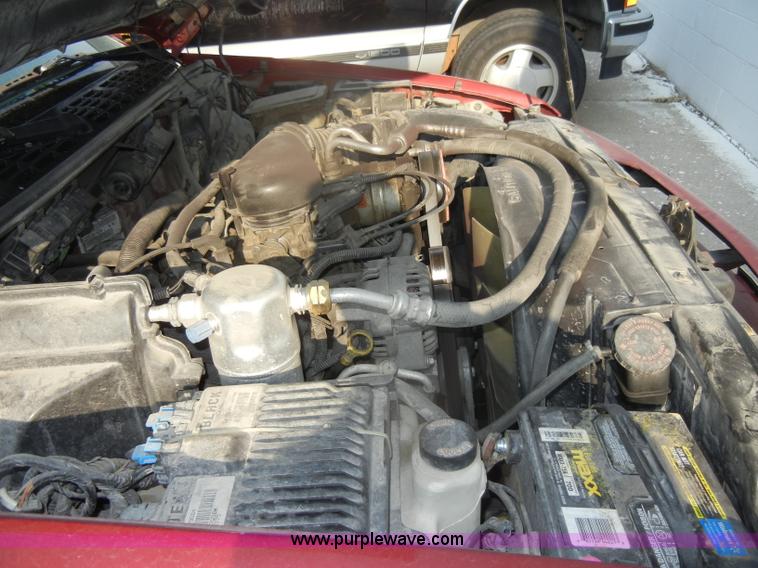 image for item D4232 1997 Chevrolet S10 LS pickup truck