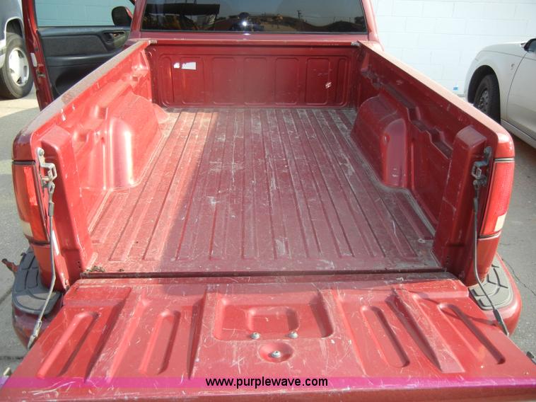 image for item D4232 1997 Chevrolet S10 LS pickup truck