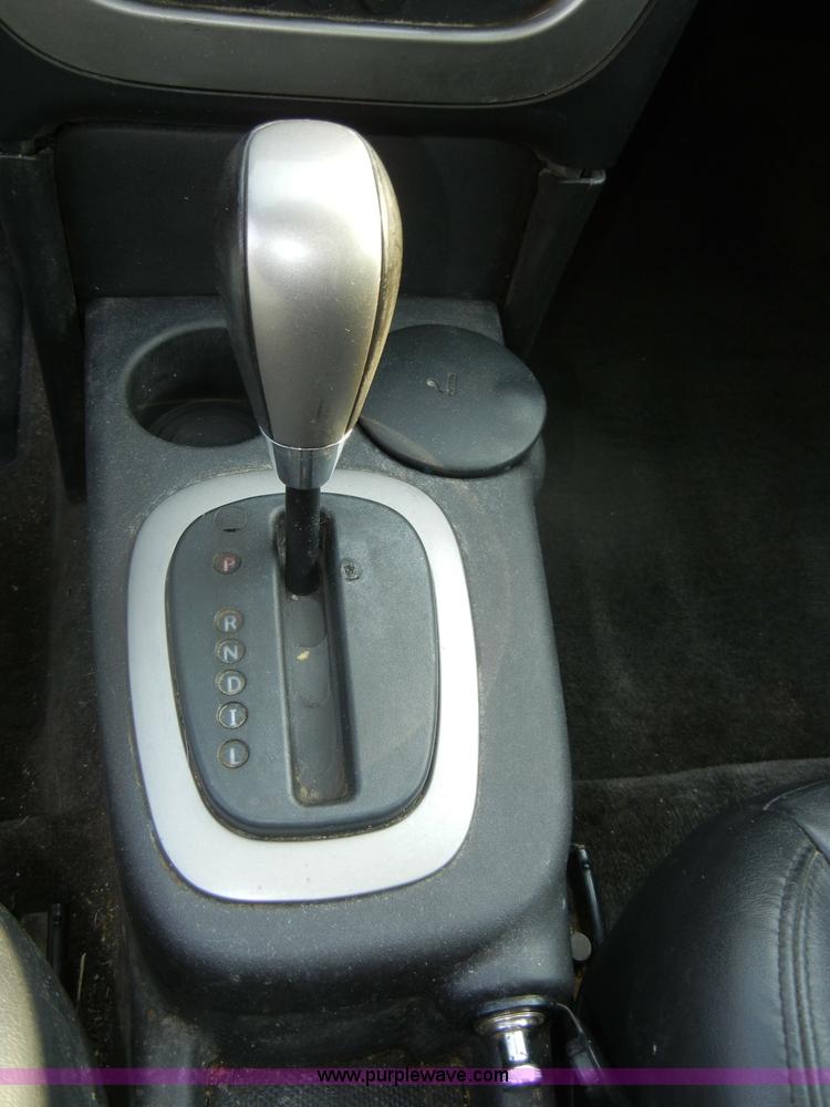 image for item D4233 2005 Saturn Ion 3